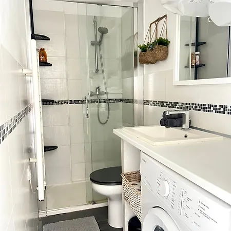 Apartment Juan Les Pins 2br Sunny Floor 50m